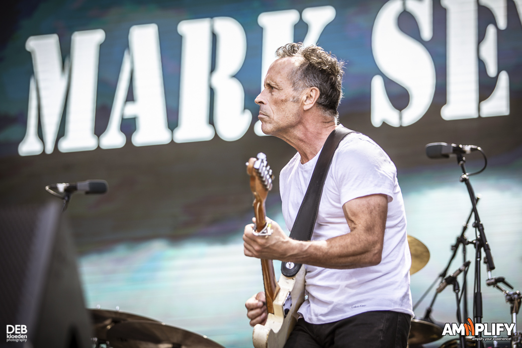 Mark Seymour & The Undertow