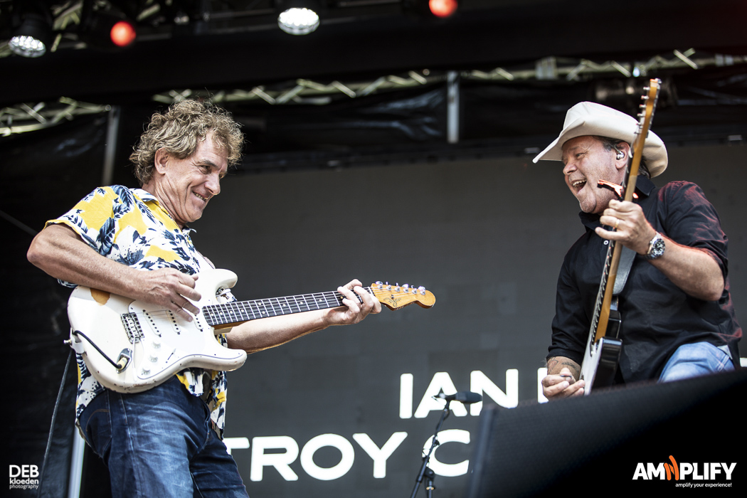 Ian Moss & Troy Cassar-Daley