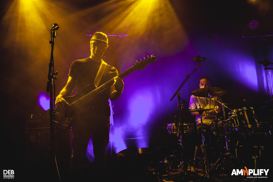 MAT McHUGH & THE BEAUTIFUL GIRLS