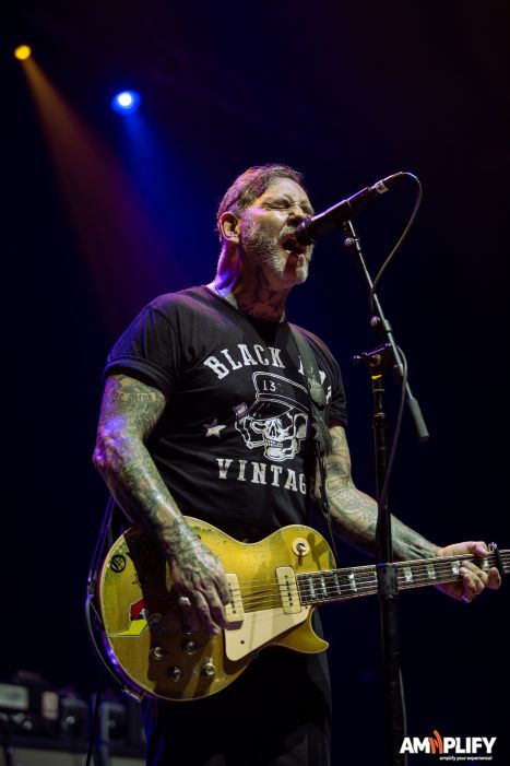 Social Distortion