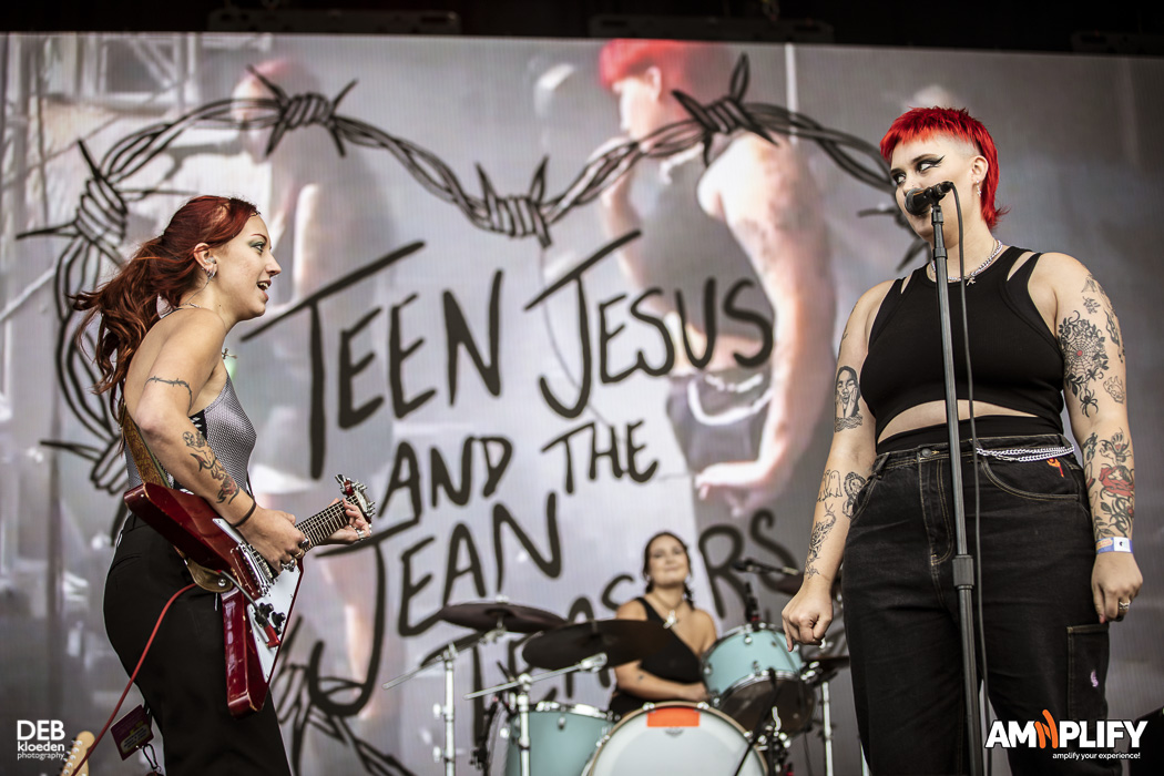 Teen Jesus & The Jean Teasers