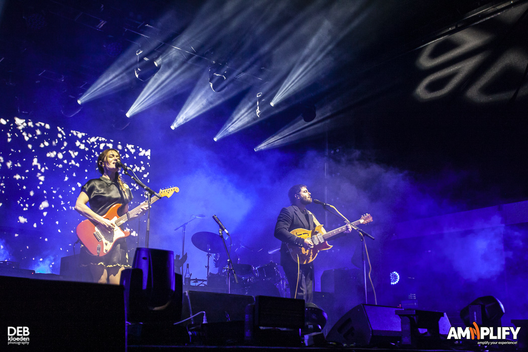Angus & Julia Stone