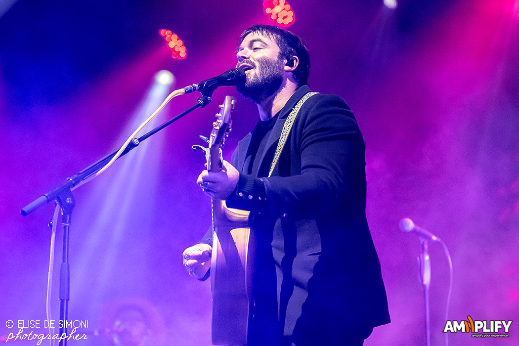 Angus + Julia Stone
