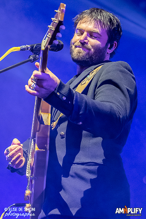 Angus + Julia Stone