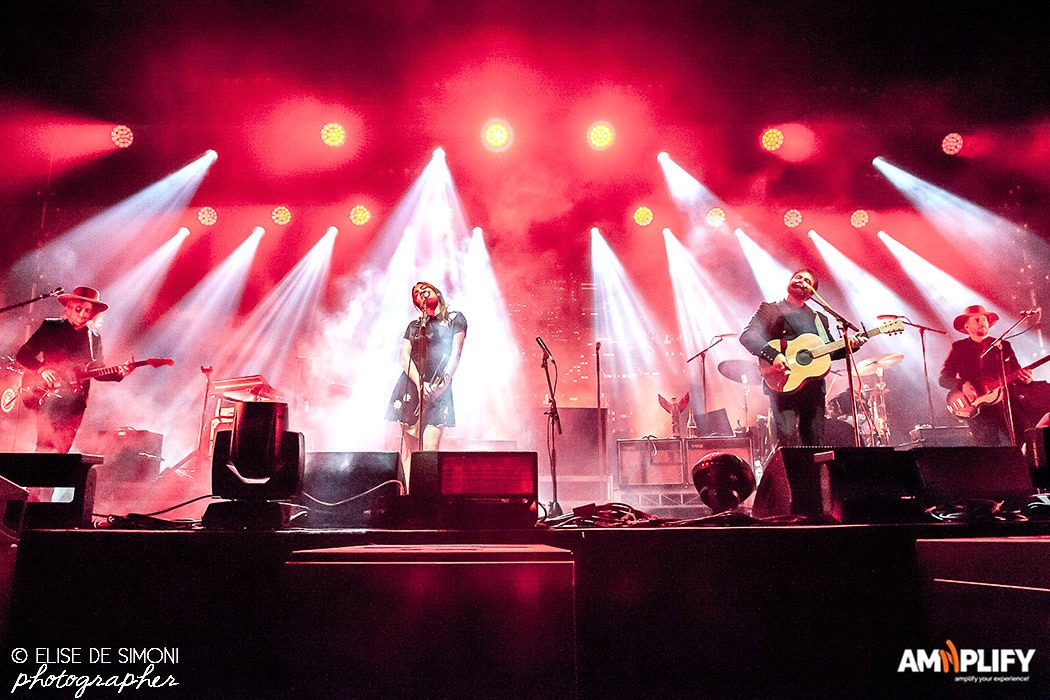Angus + Julia Stone