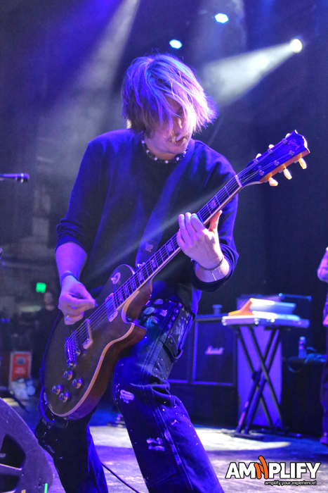 Nothing But Thieves