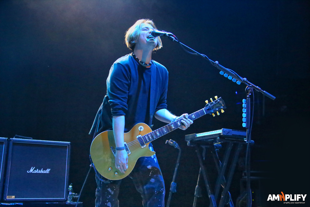 Nothing But Thieves