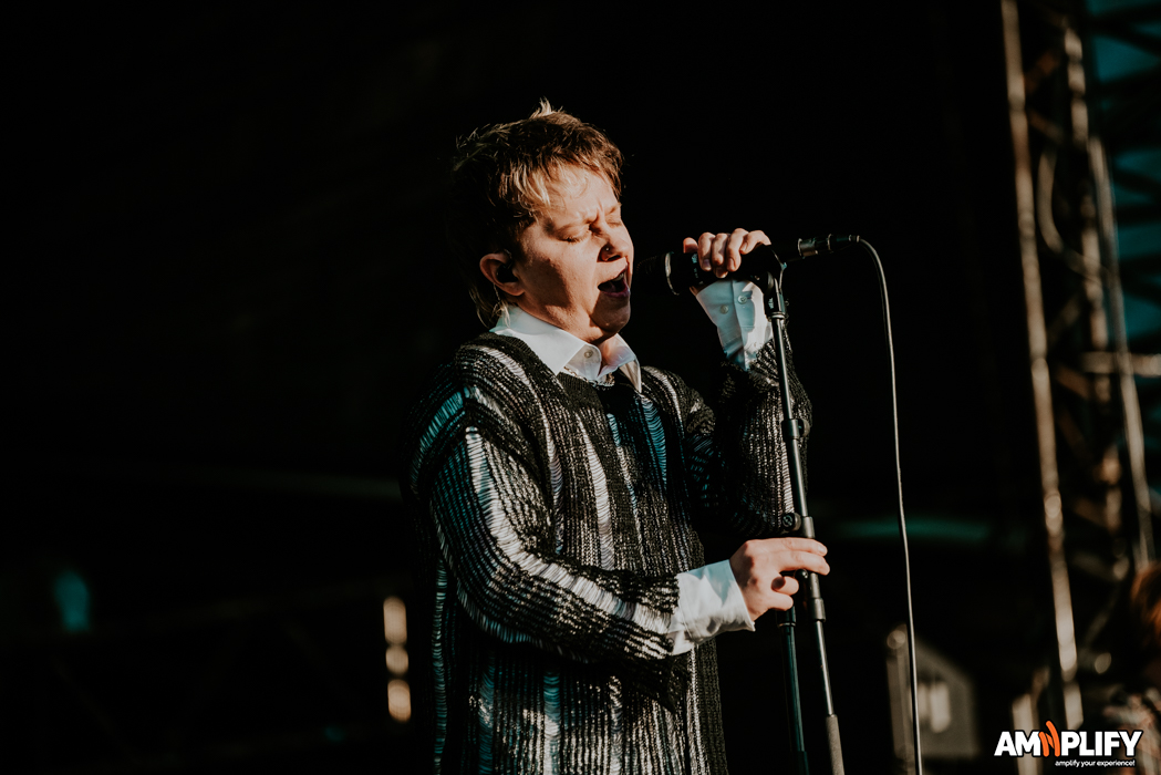 Nothing But Thieves