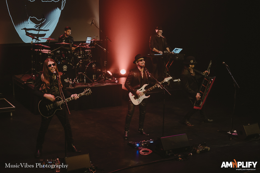 PSEUDO ECHO