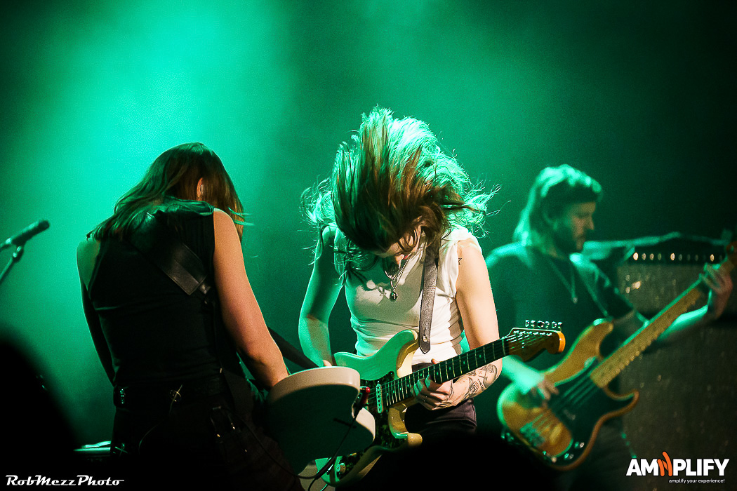 LARKIN POE