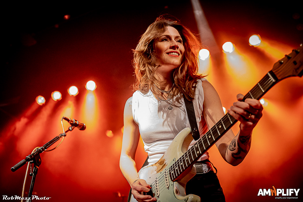 LARKIN POE