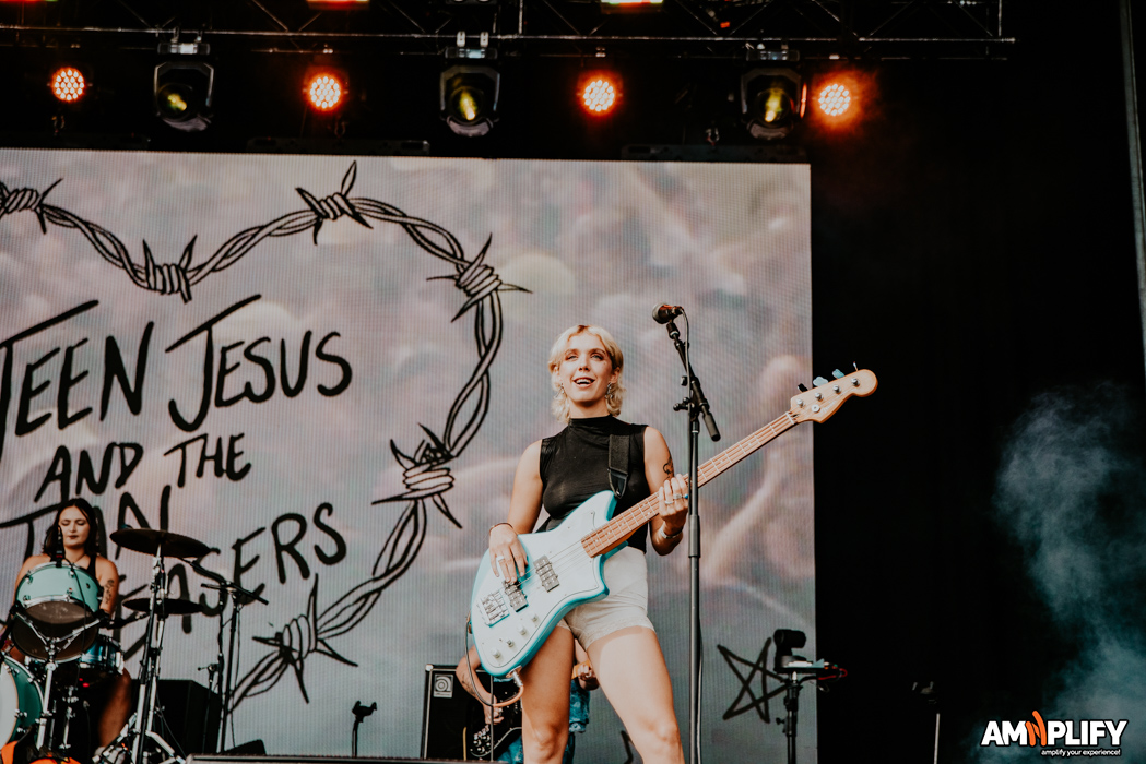 Teen Jesus & The Jean Teasers