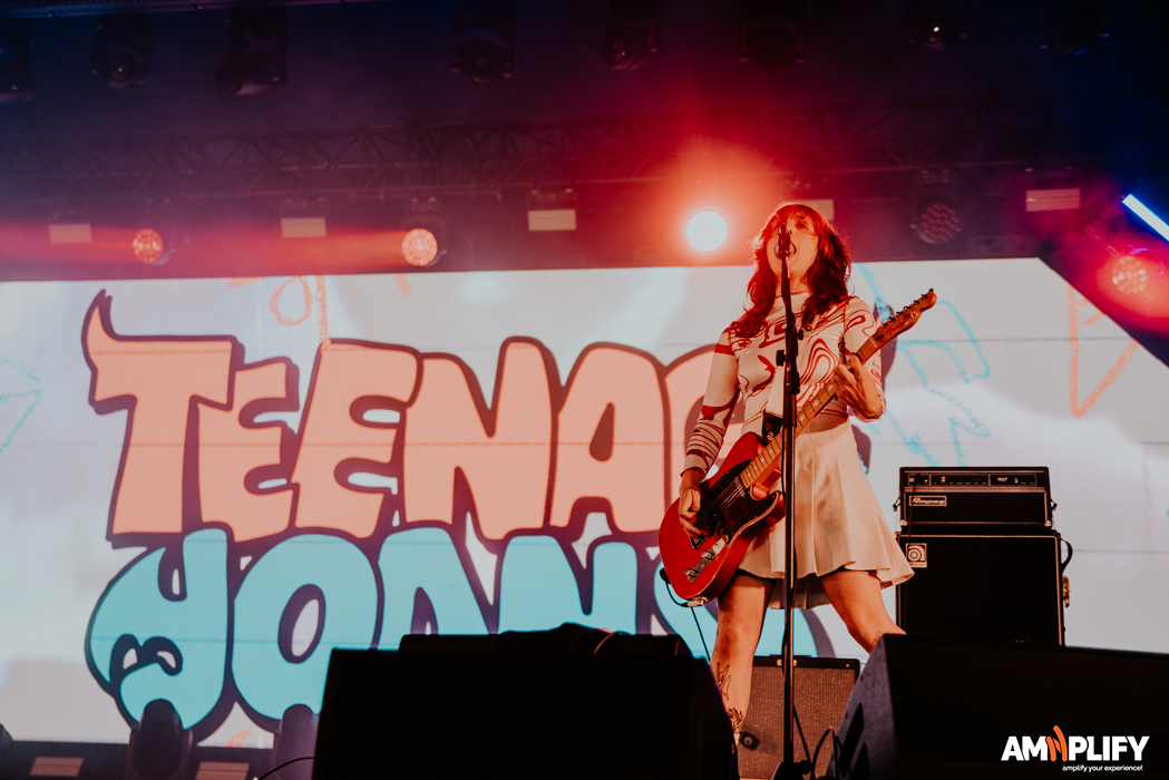 Teenage Joans