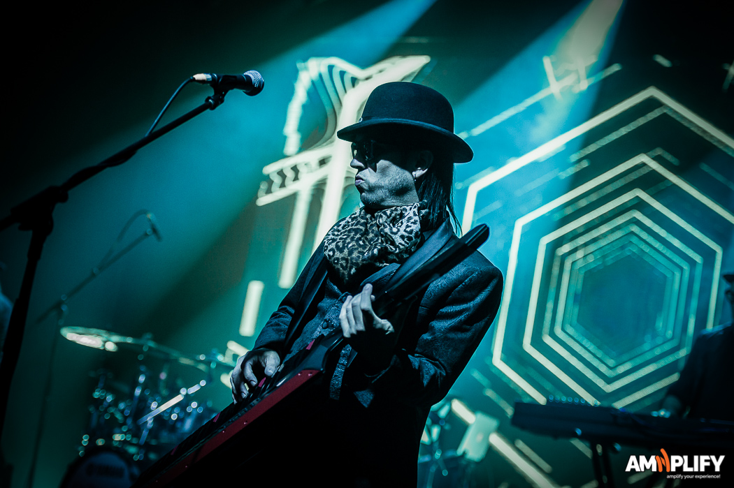 PSEUDO ECHO
