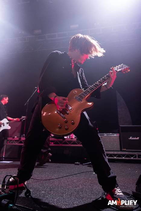 Nothing But Thieves