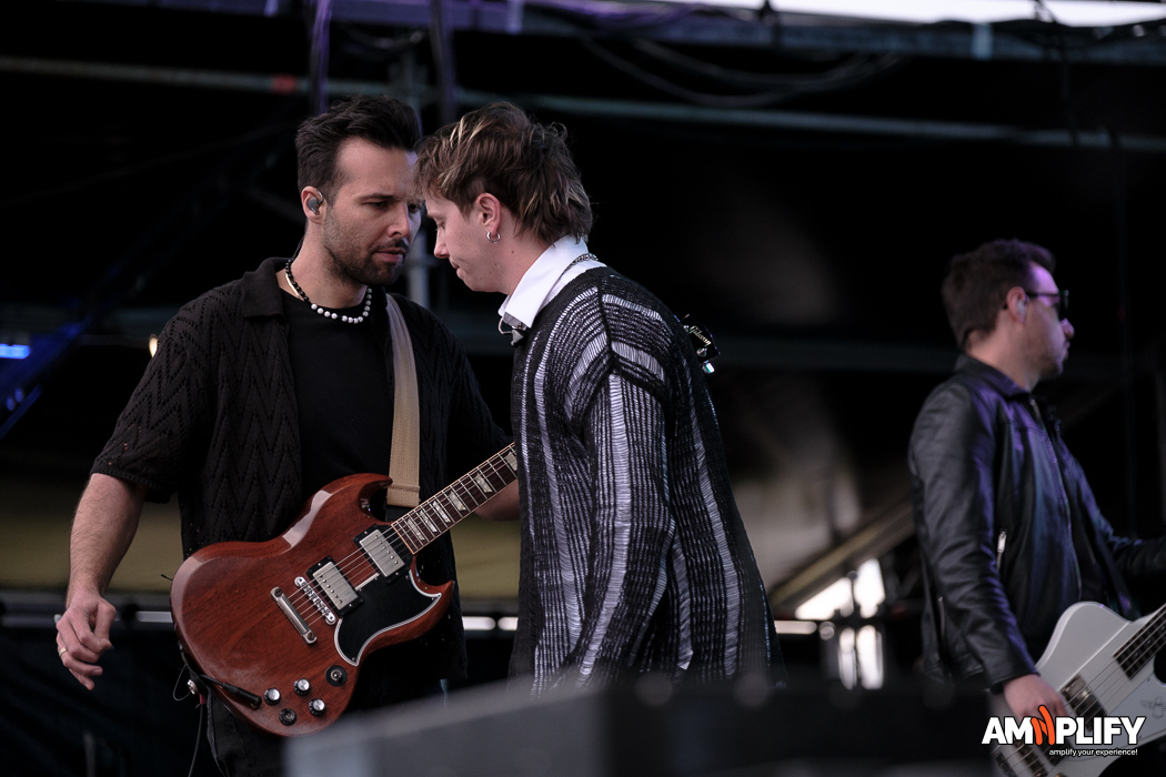 Nothing But Thieves