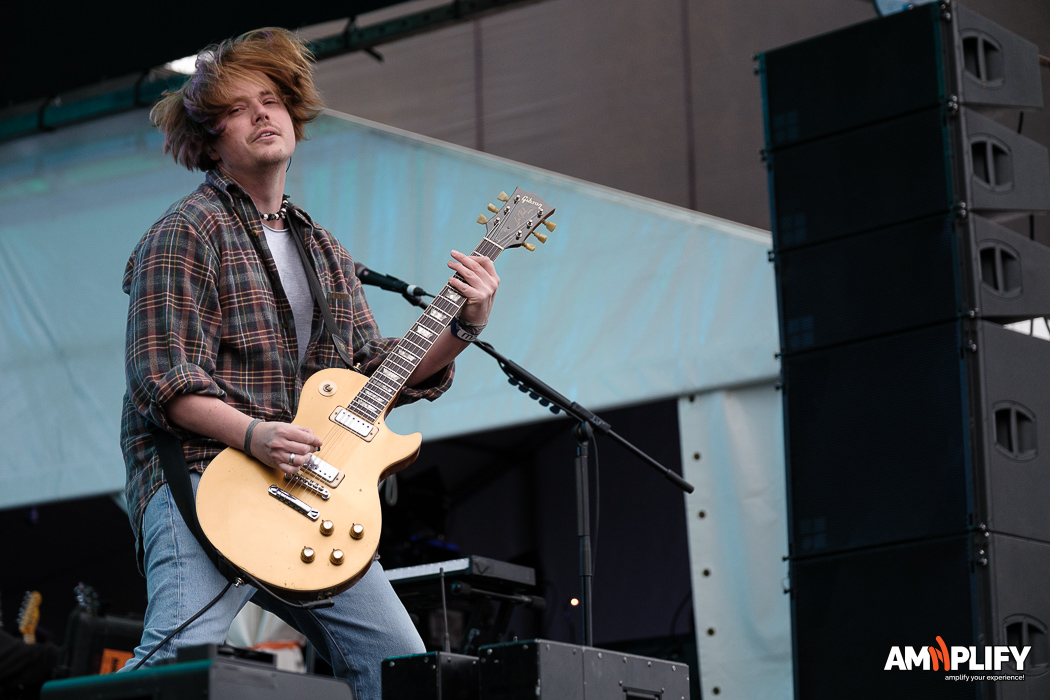 Nothing But Thieves