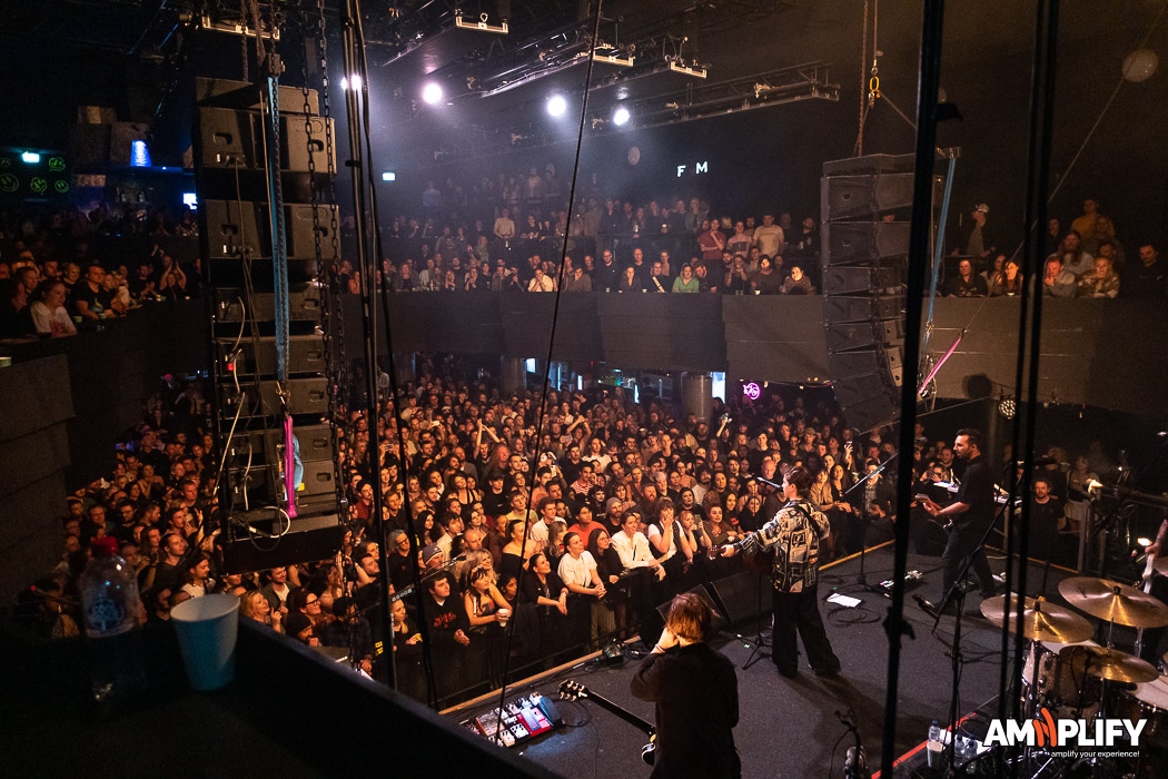 Nothing But Thieves