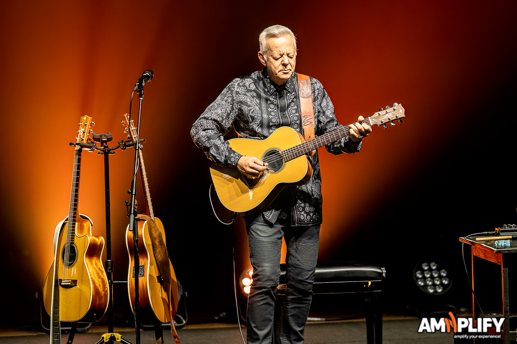 TOMMY EMMANUEL