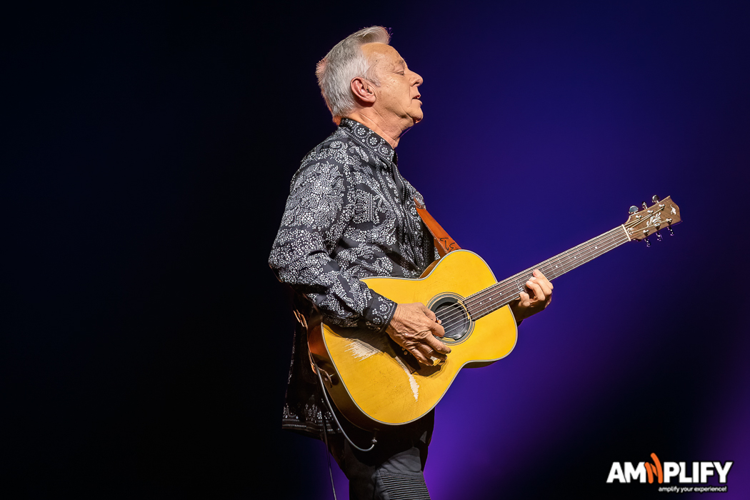 TOMMY EMMANUEL