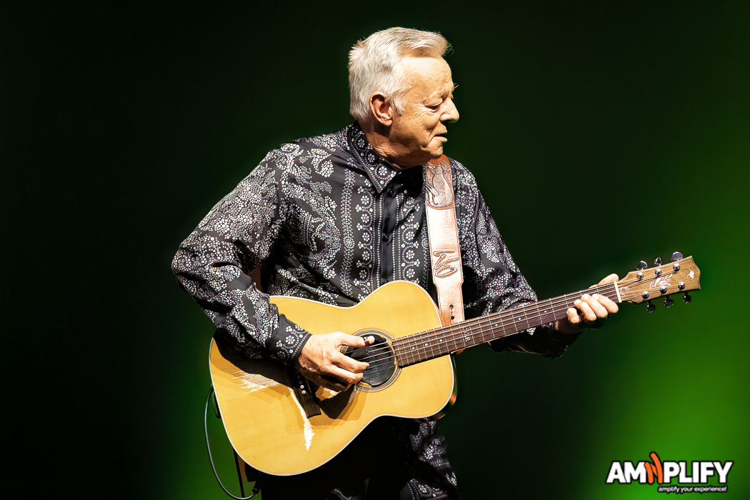 TOMMY EMMANUEL