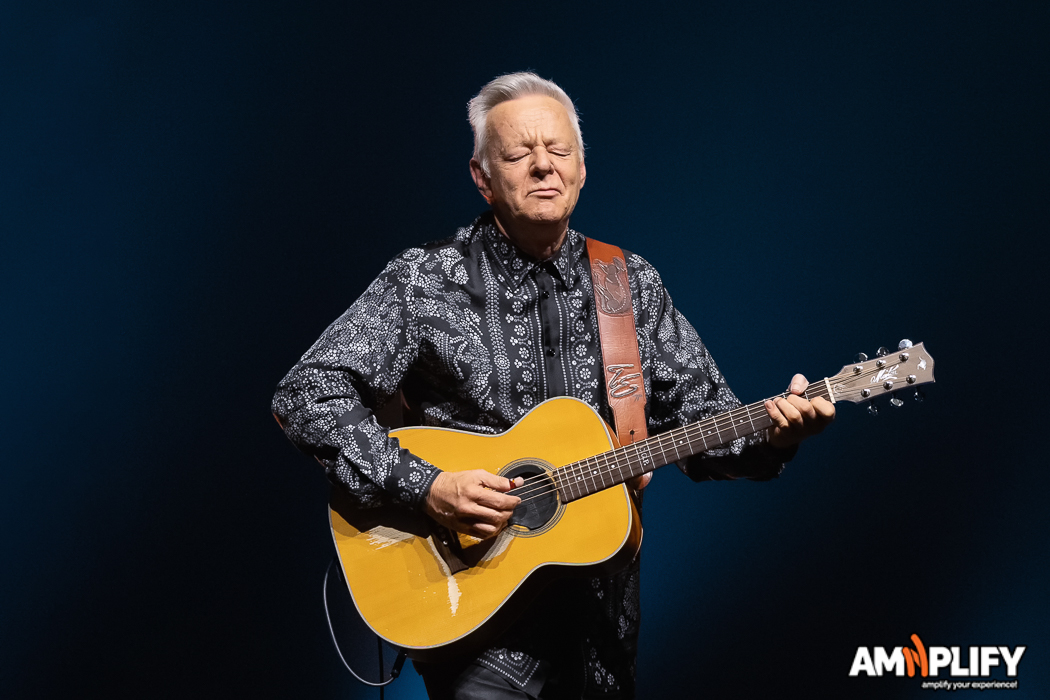 TOMMY EMMANUEL