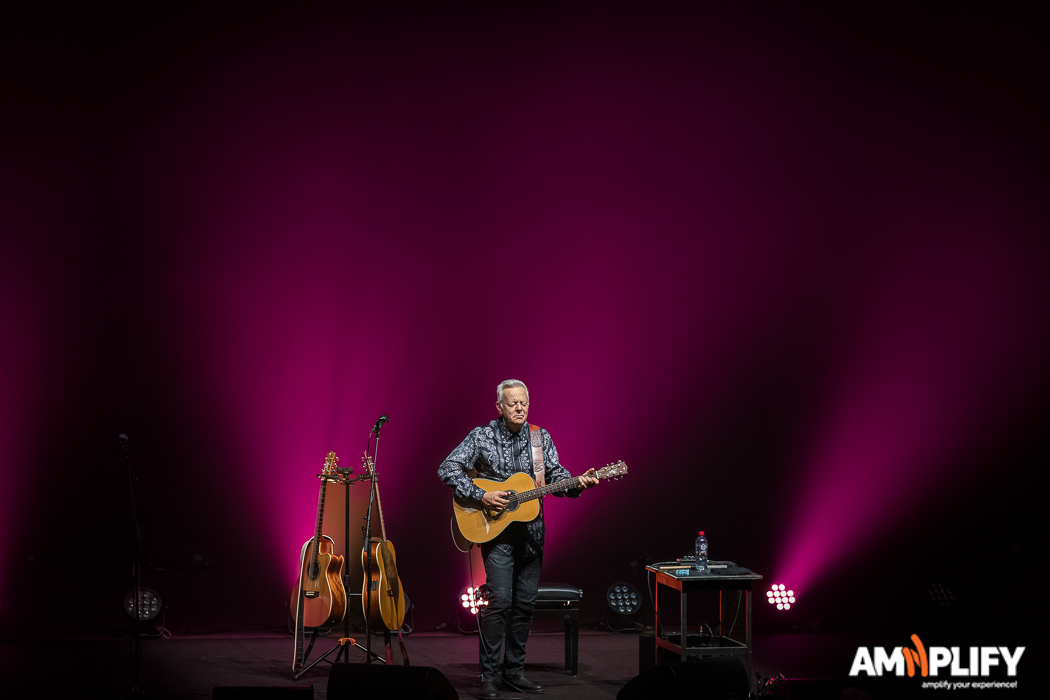 TOMMY EMMANUEL