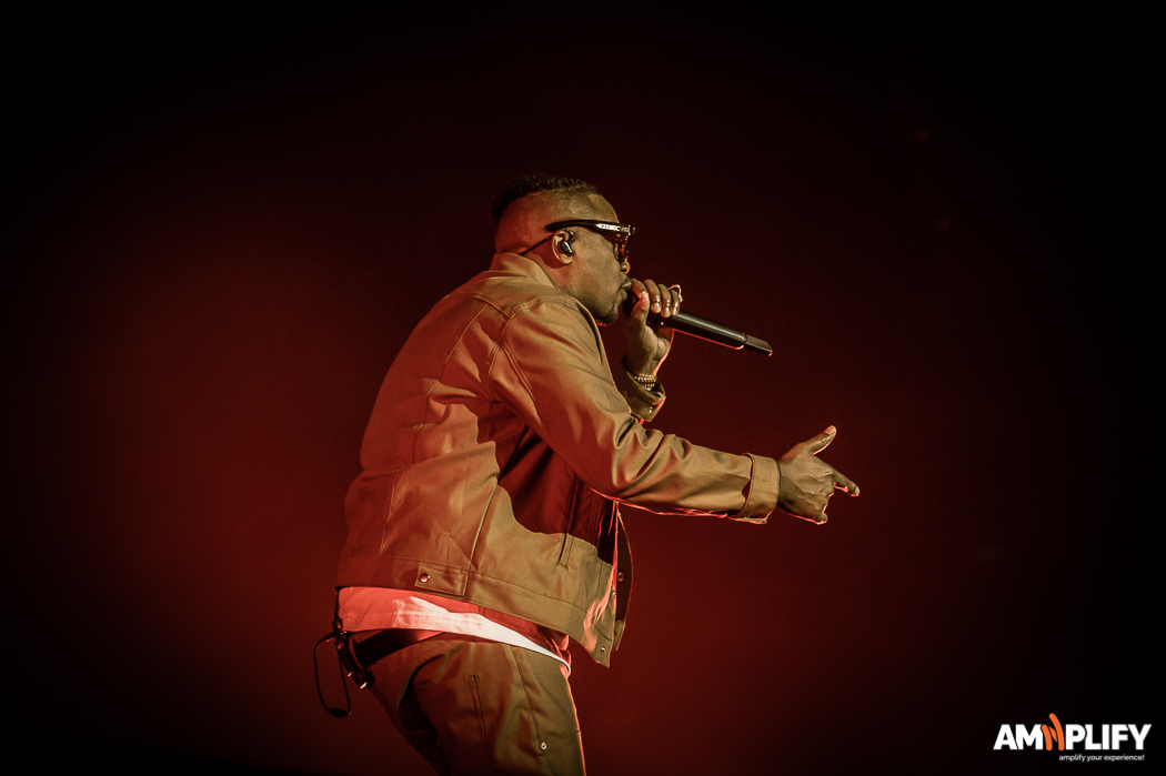 Nas