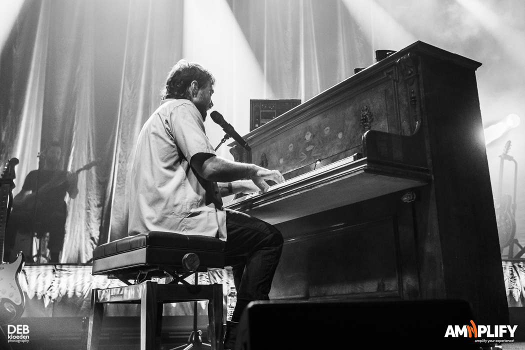 Matt Corby