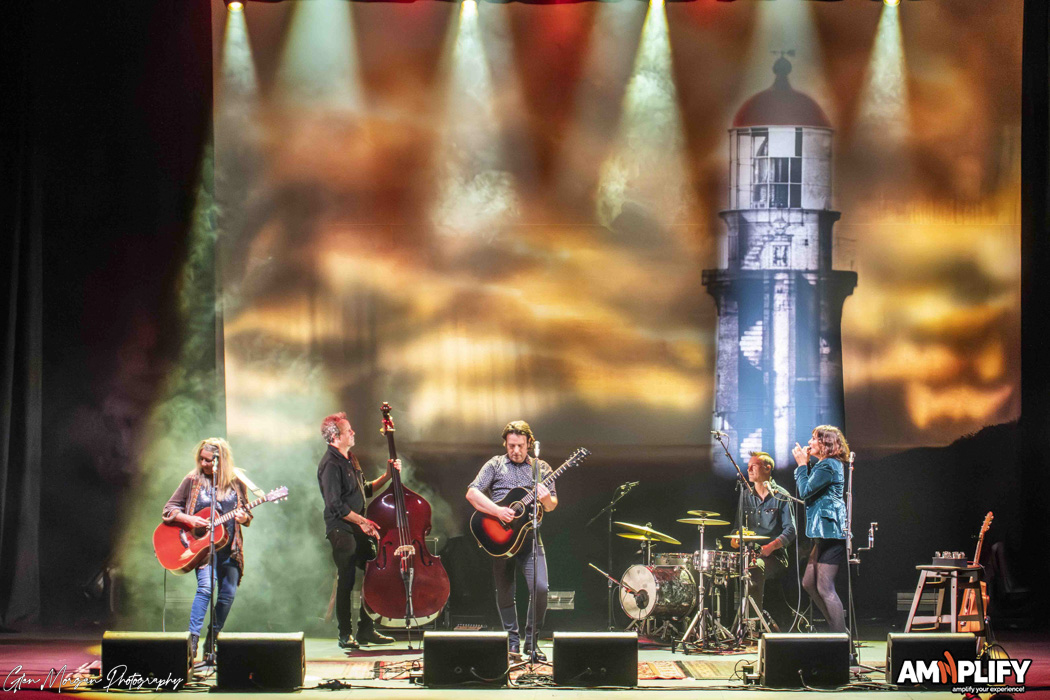 The Waifs