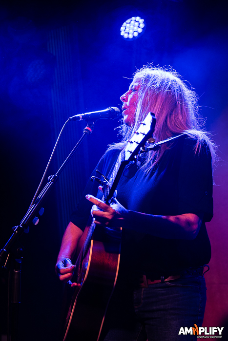 THE WAIFS