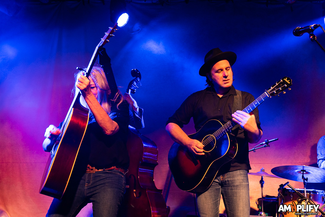 THE WAIFS