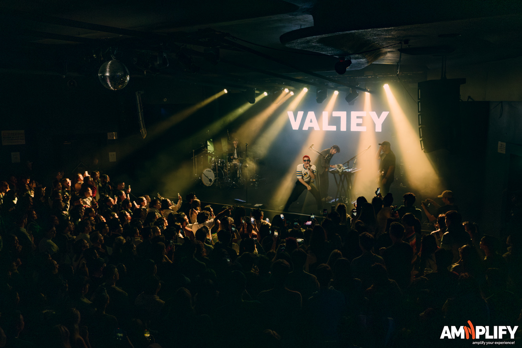 VALLEY