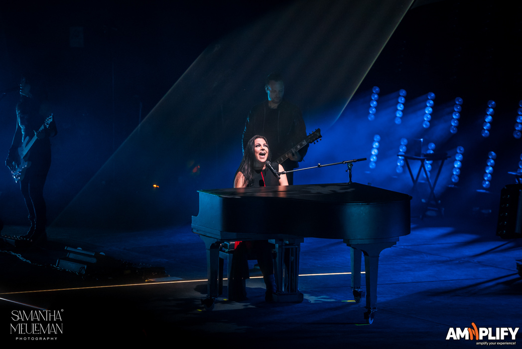 EVANESCENCE