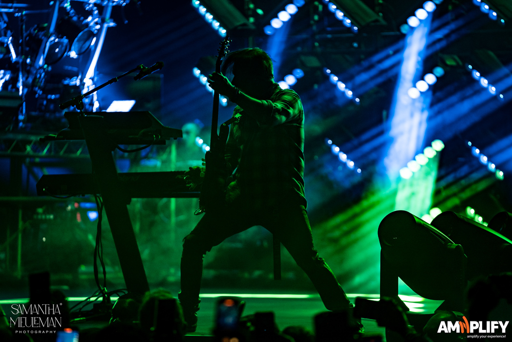 EVANESCENCE