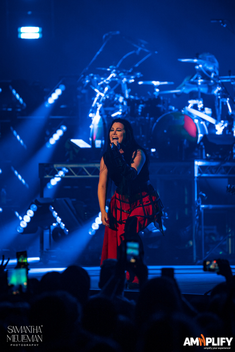 EVANESCENCE