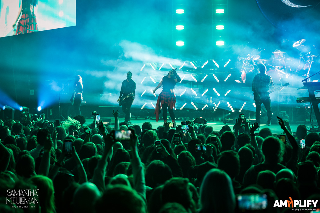 EVANESCENCE
