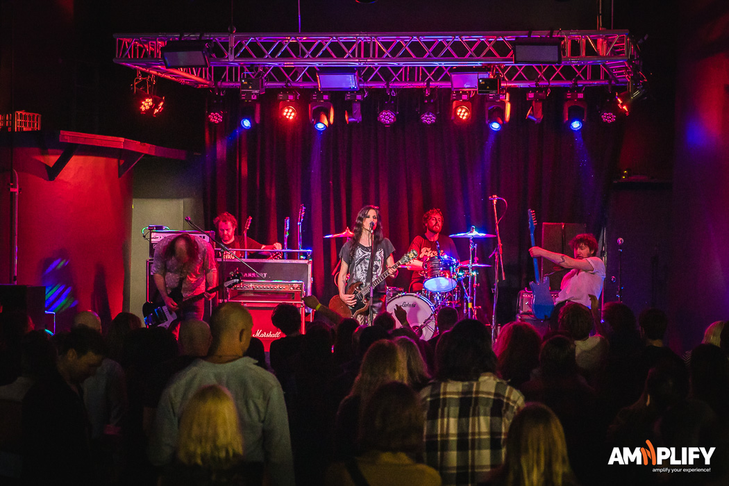 MAGIC DIRT