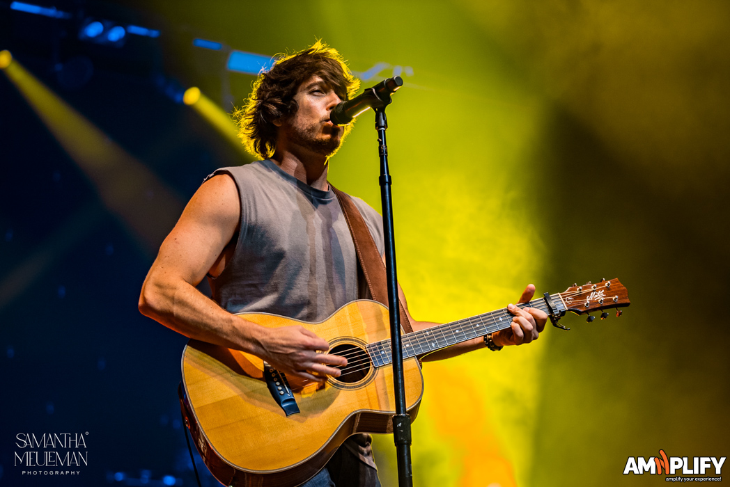 MORGAN EVANS