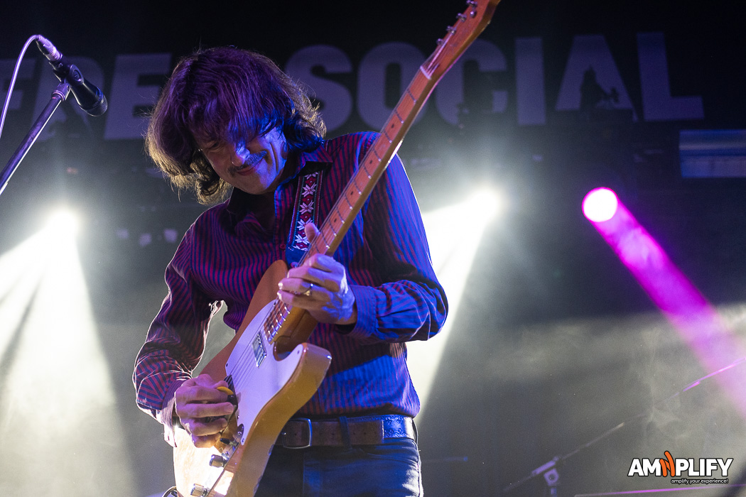 The Whitlams