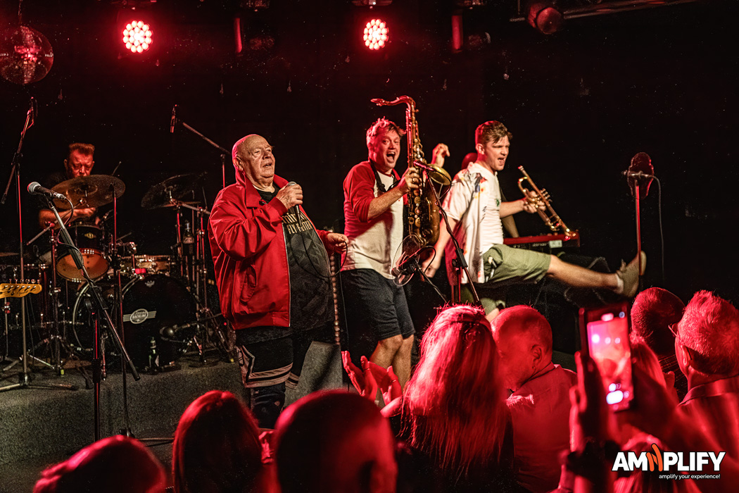 BAD MANNERS