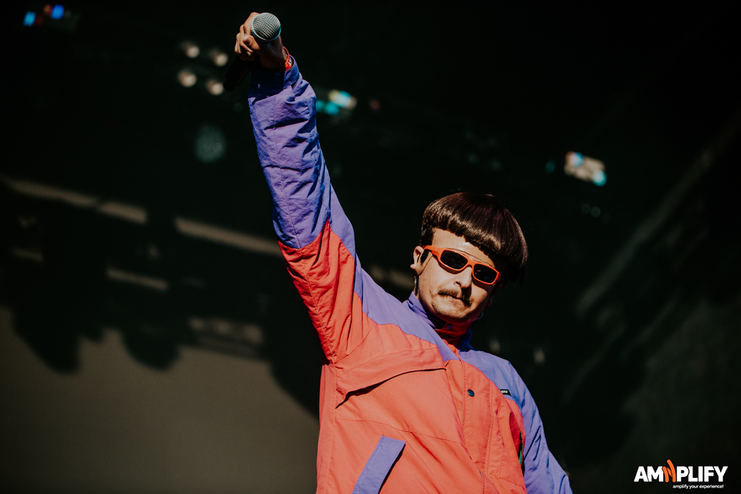 OLIVER TREE
