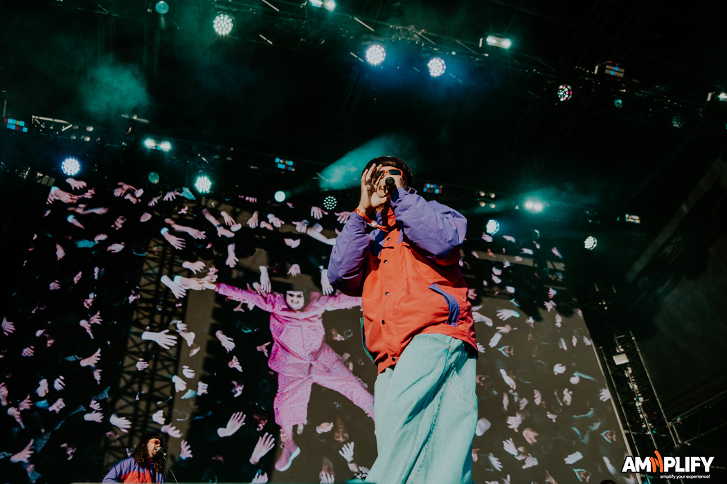 OLIVER TREE