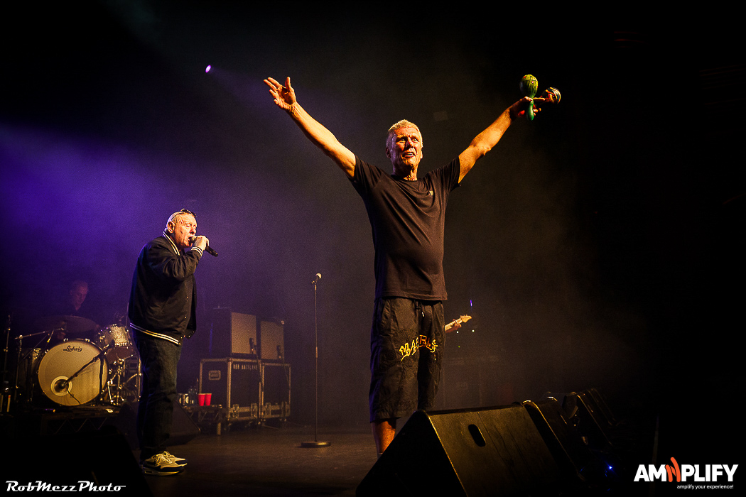 HAPPY MONDAYS
