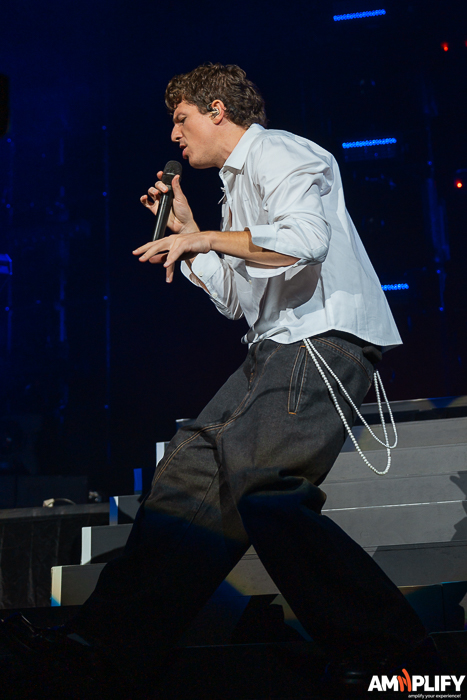 CHARLIE PUTH