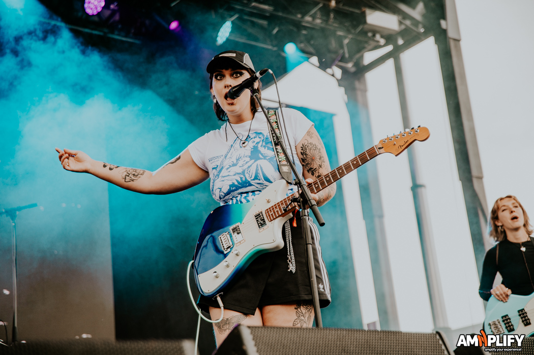 Teen Jesus & The Jean Teasers