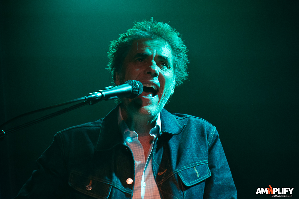 THE WHITLAMS