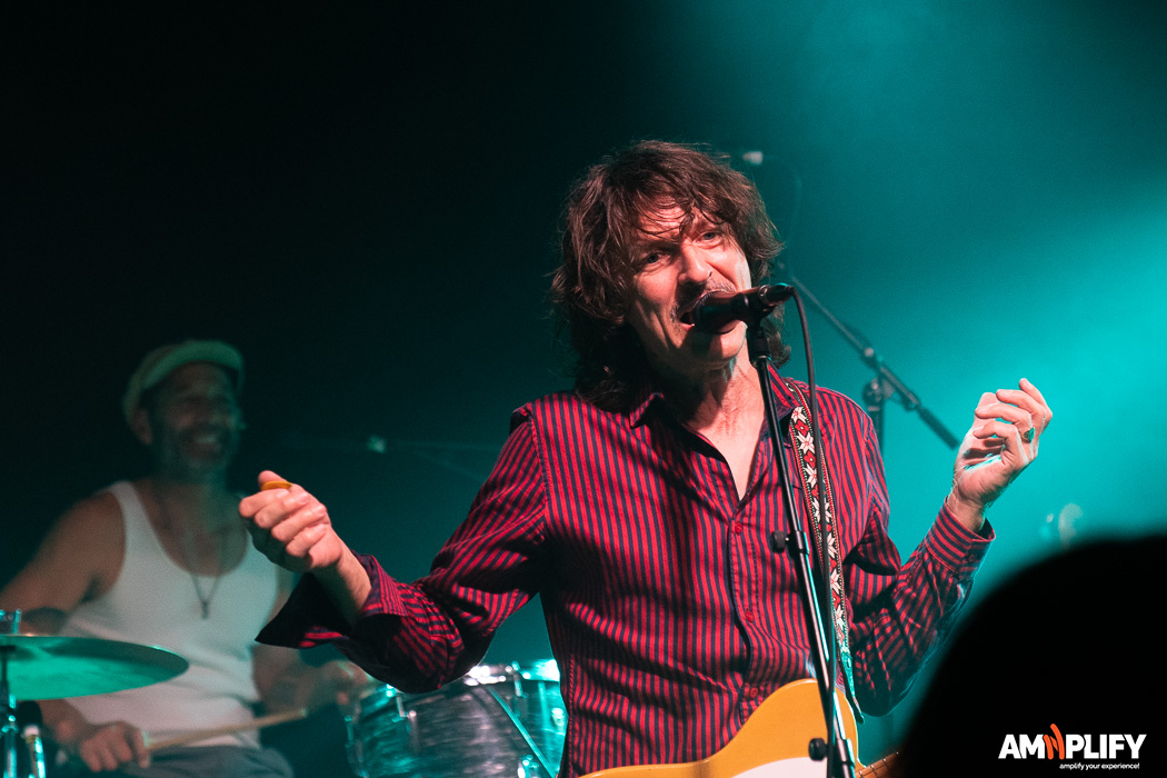 THE WHITLAMS
