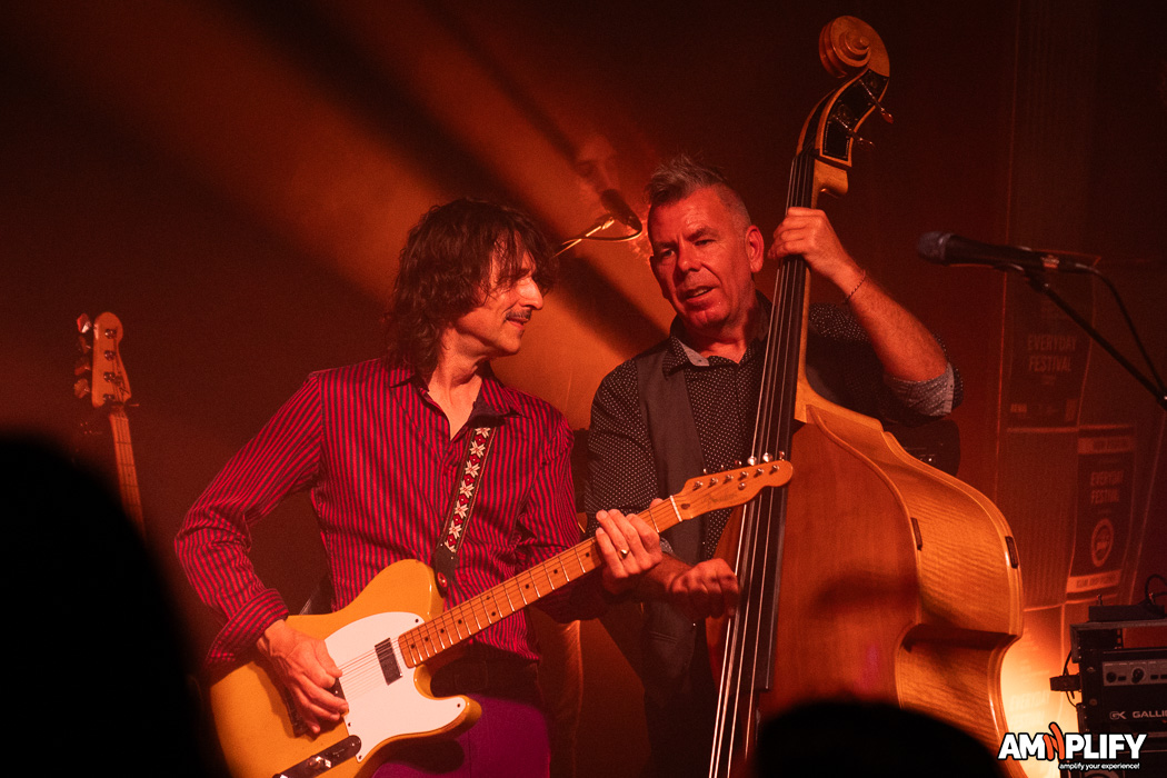 THE WHITLAMS