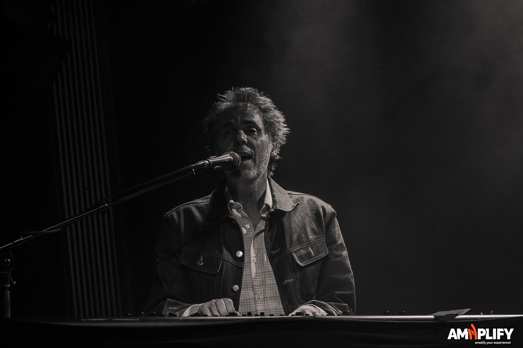 THE WHITLAMS